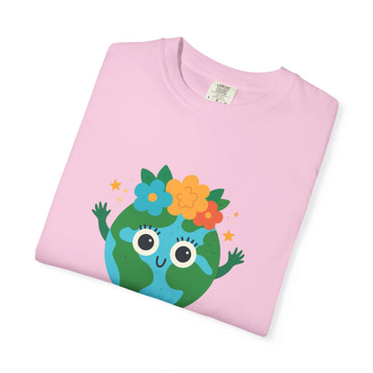Happy Earth Day Tee - "GO GREEN" Cute Planet Design