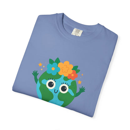 Happy Earth Day Tee - "GO GREEN" Cute Planet Design