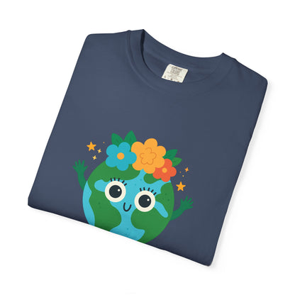 Happy Earth Day Tee - "GO GREEN" Cute Planet Design